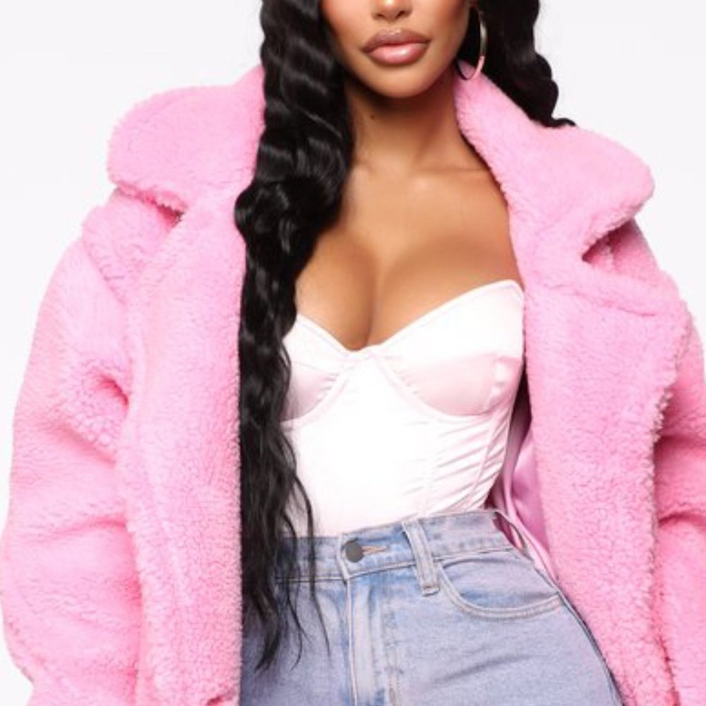 💋💋GORGEOUS Hot Pink Faux Fur Coat💋💋